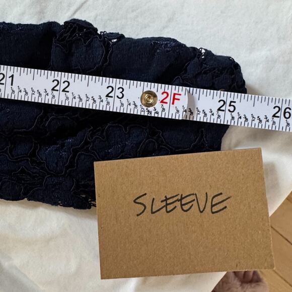 Wayf Emma Puff Sleeve Lace Top Size XS Long Sleeved Blouse Navy Blue - Picture 11 of 11